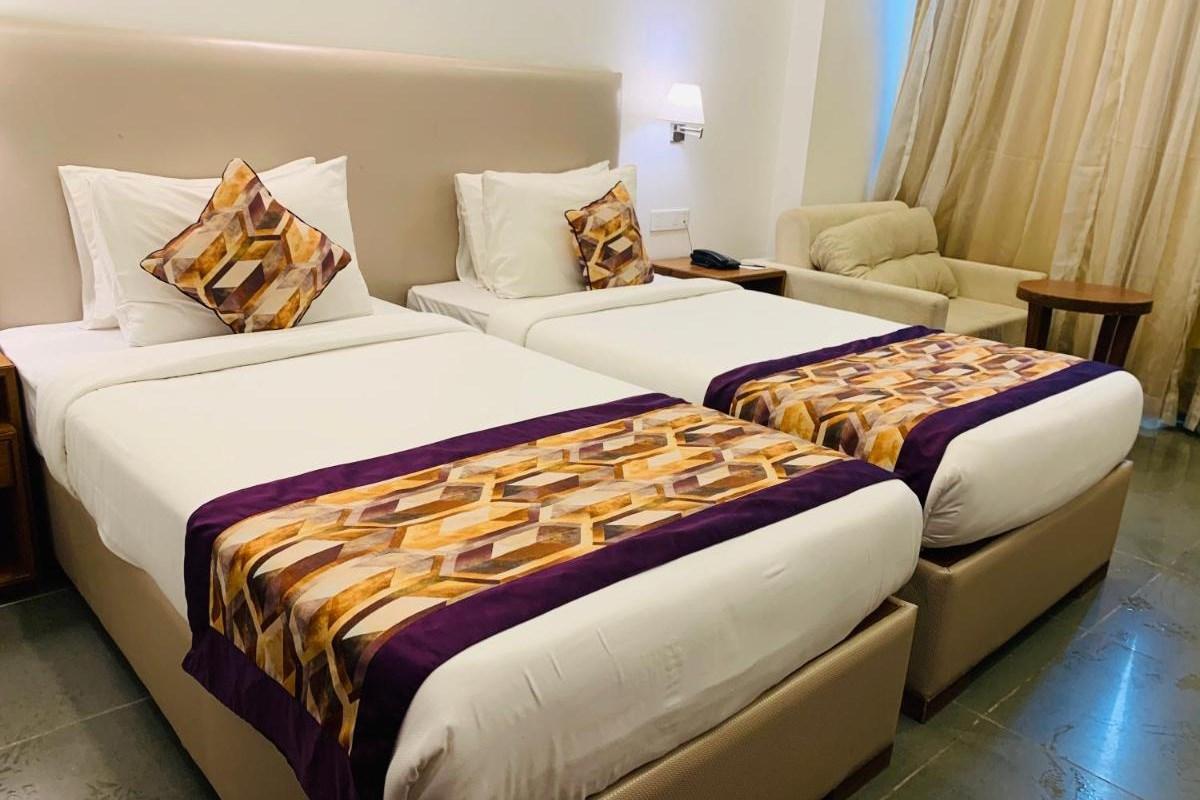 Viola Beacon Resort, Lonavala Eksteriør bilde