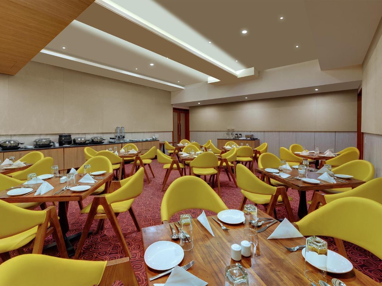 Viola Beacon Resort, Lonavala Eksteriør bilde